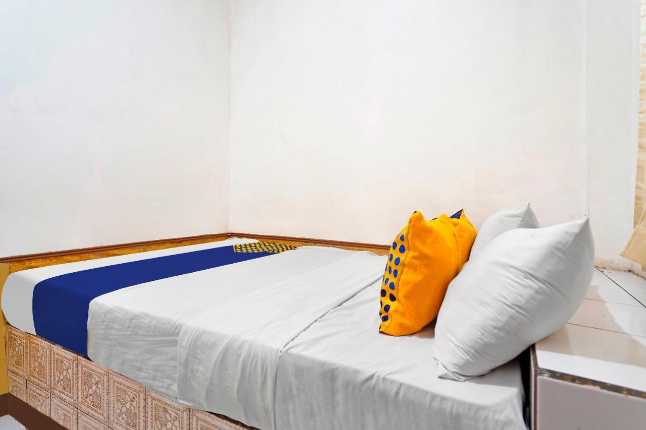 Spot On 91444 Hotel Arimbi Bandung Exterior foto