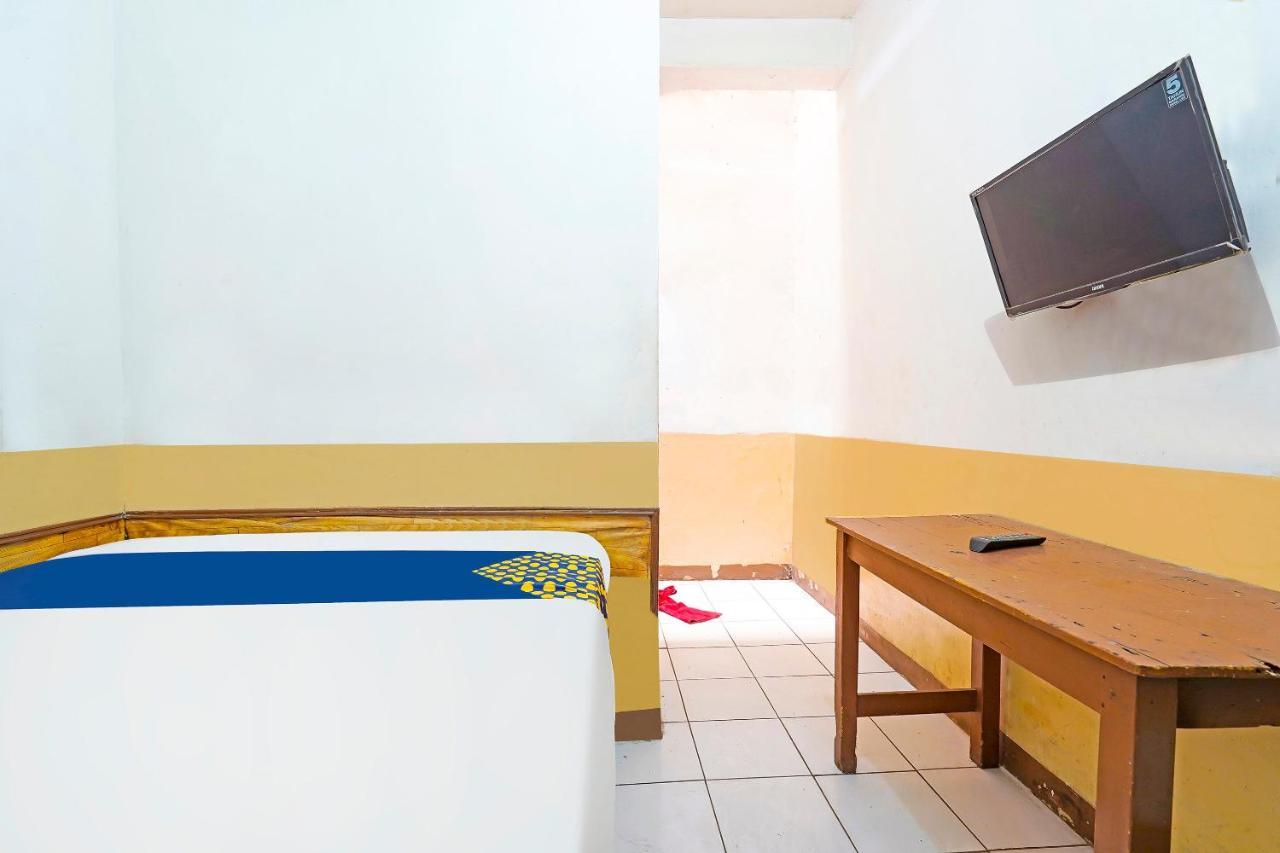 Spot On 91444 Hotel Arimbi Bandung Exterior foto